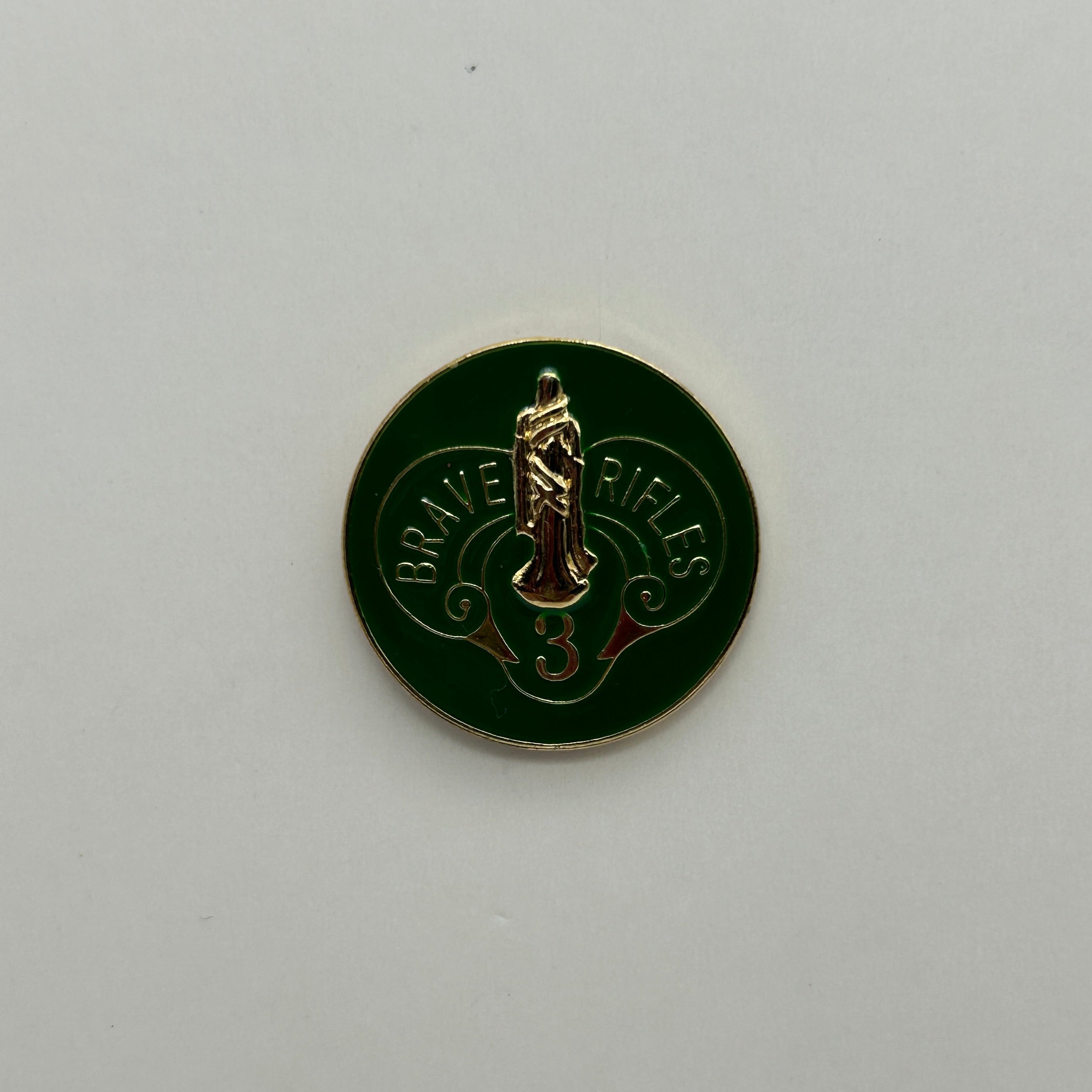 US Army: 3rd ACR Brave Rifles Unit Hat Pin | Military Hats & Pins