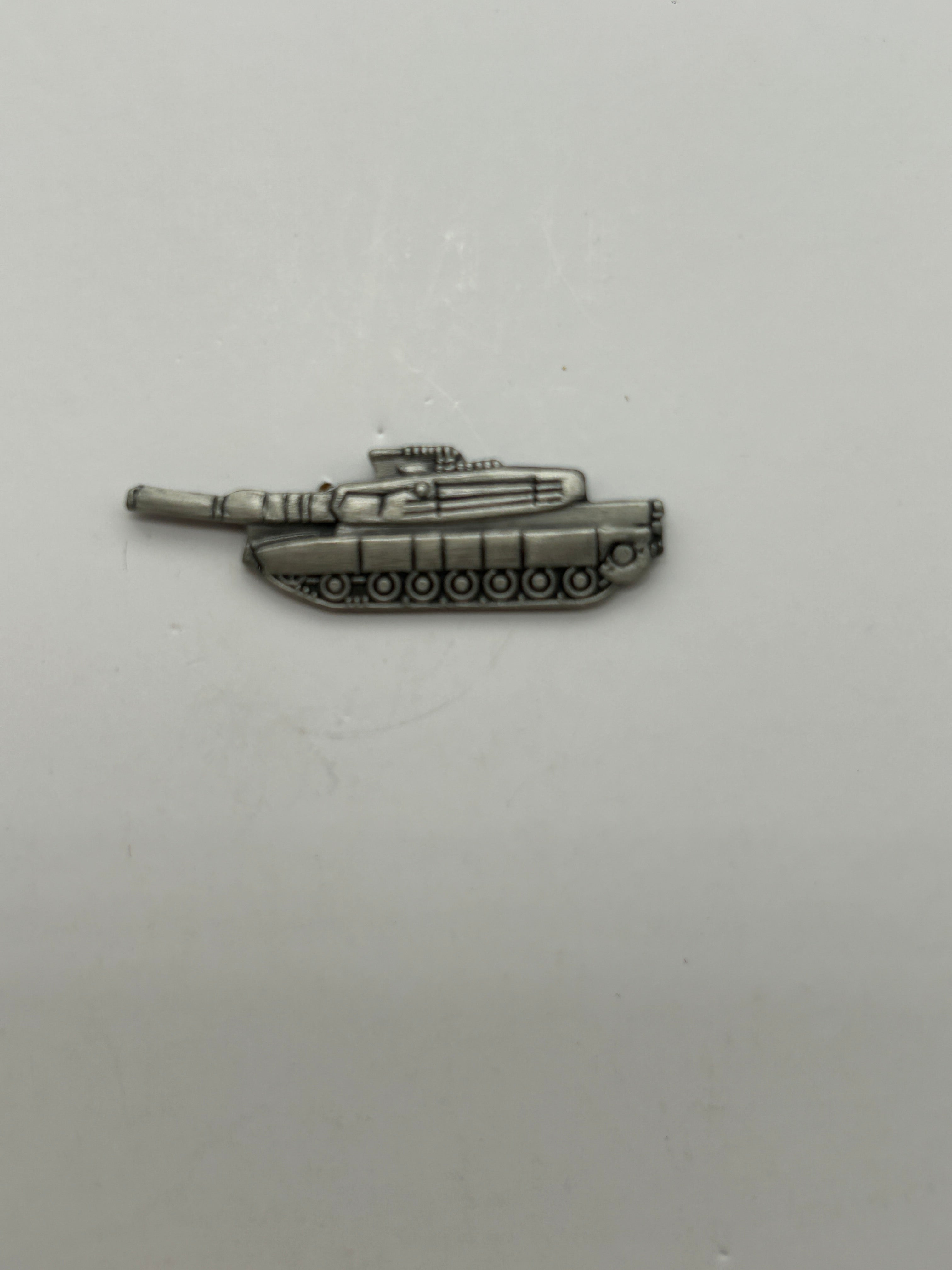 M1 Abrams Main Battle Tank Pewter Tone Military Hat Lapel Pin | Military Hats & Pins