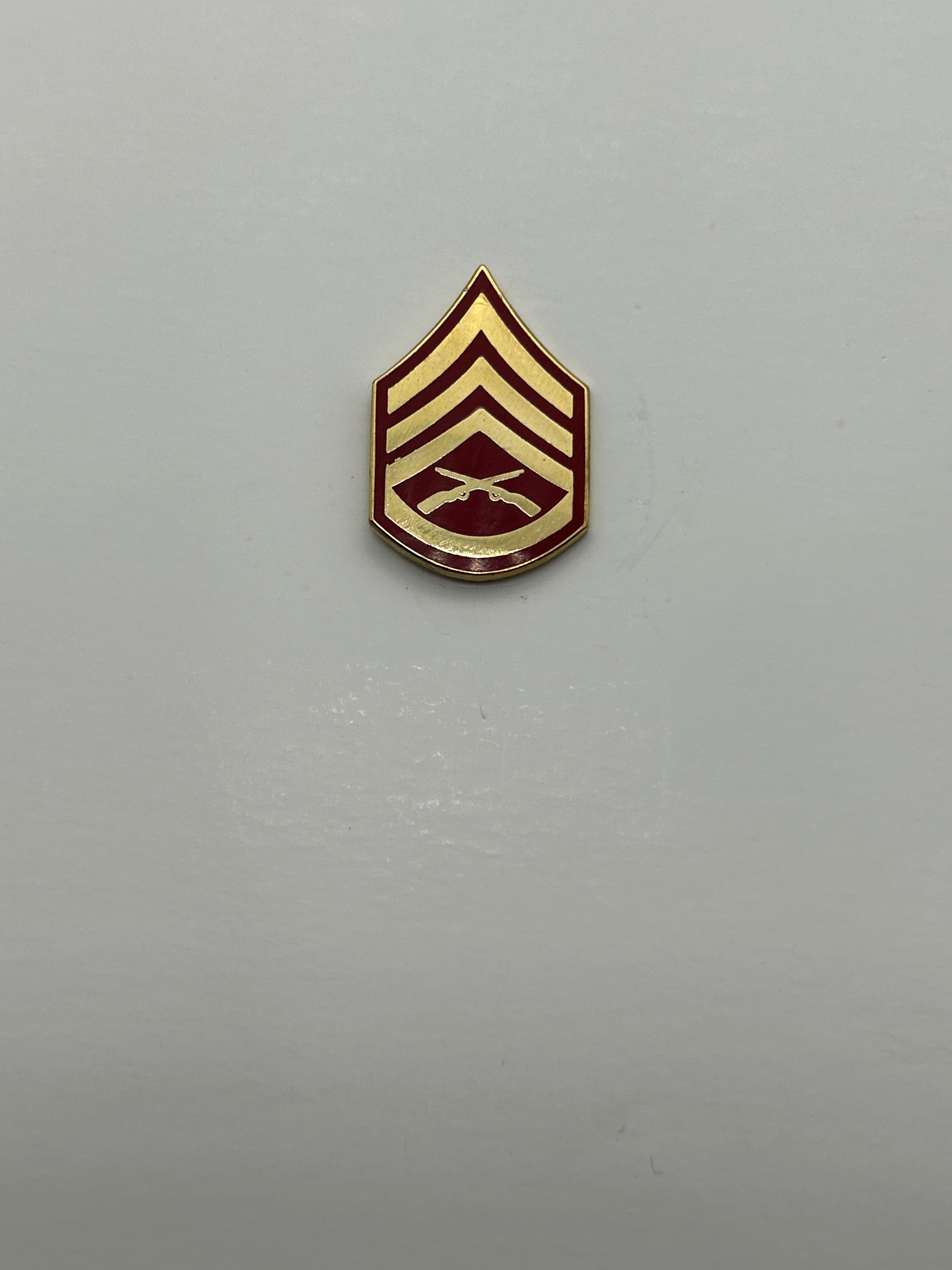 US Marine Staff SGT E-6 Lapel-Hat Pin | Military Hats & Pins