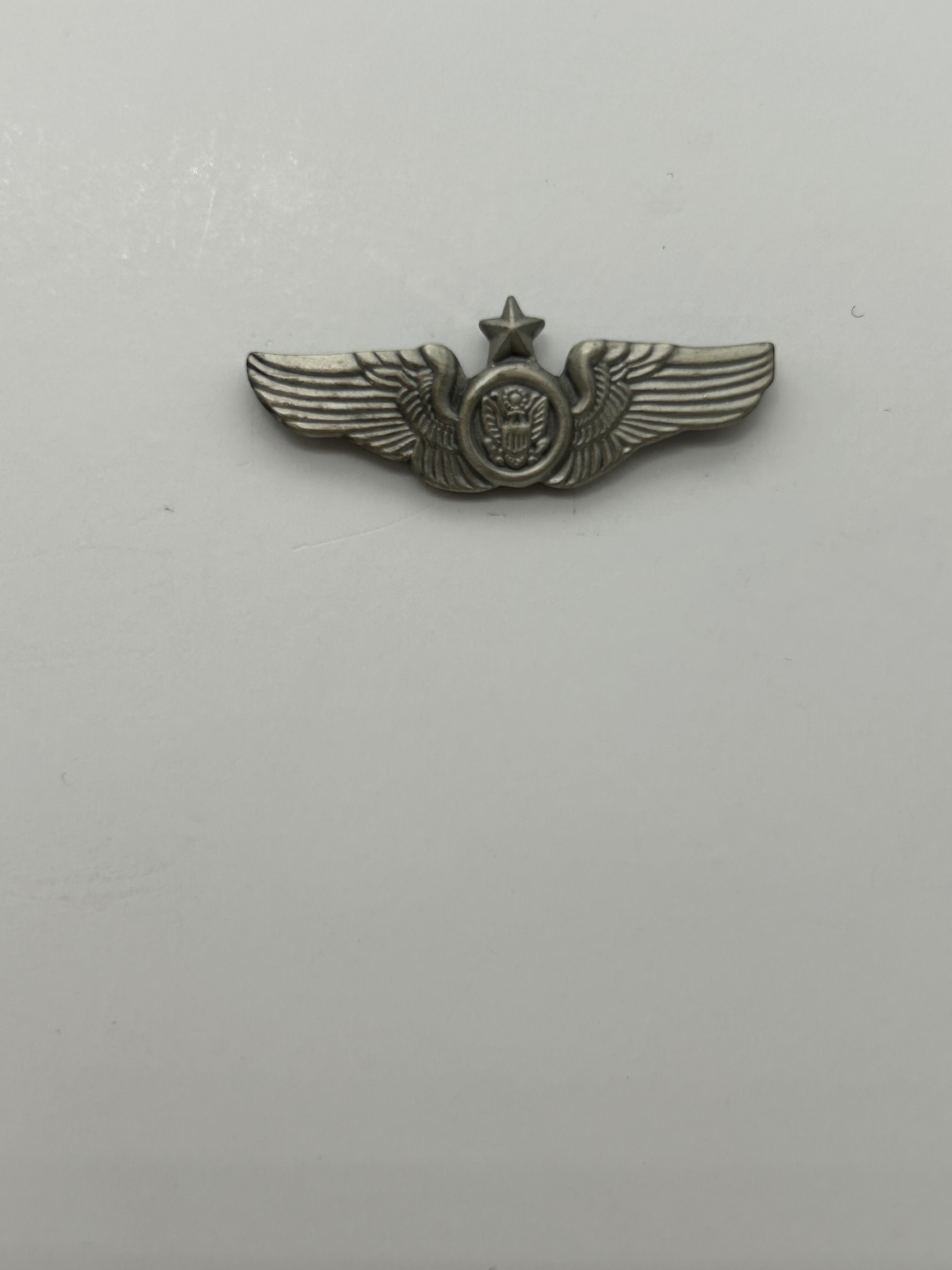 US Army Senior Aircrew Mini Lapel-Hat Pin | Military Hats & Pins