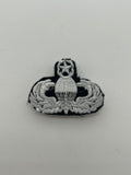US Military Tabs and Tiny Logo 1 1/2 : Master Parachutist Patch | Military Hats & Pins