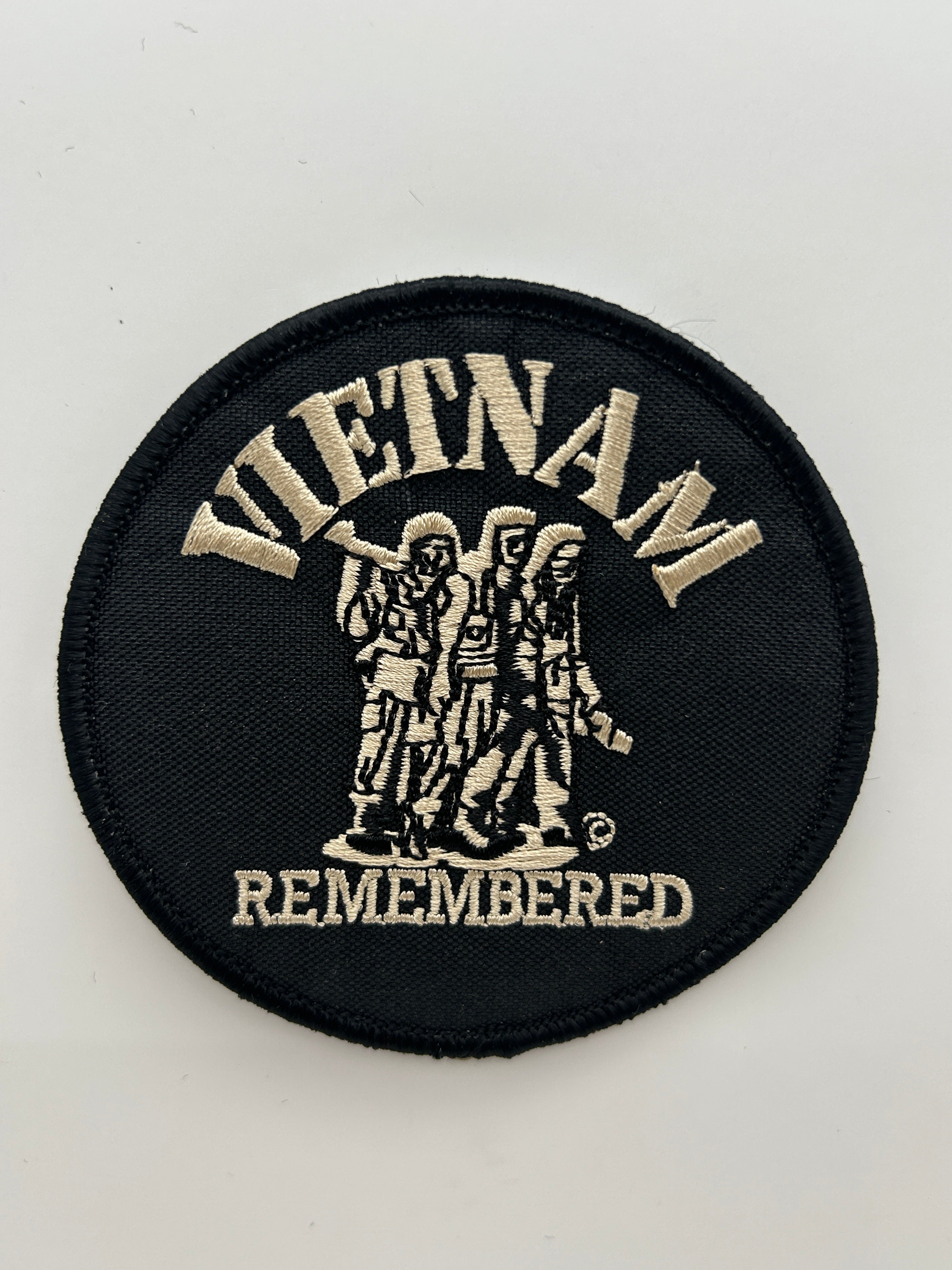 US Veteran Favorites Patch "Vietnam Remembered" | Military Hats & Pins