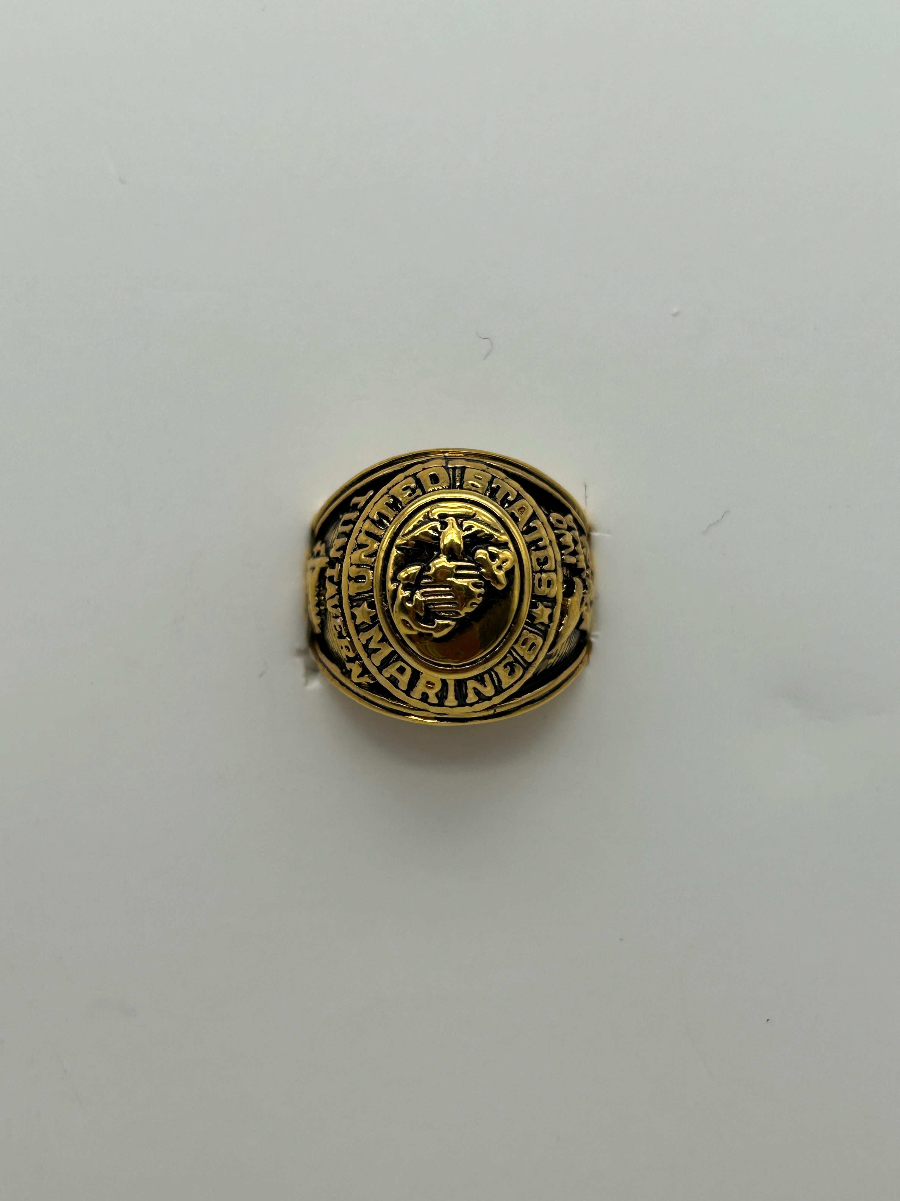 Military Ring: US Marine Corps Gold Electroplated Ring w/ Glob & Eagle in the Middle, Size 8 to 15 | Military Hats & Pins