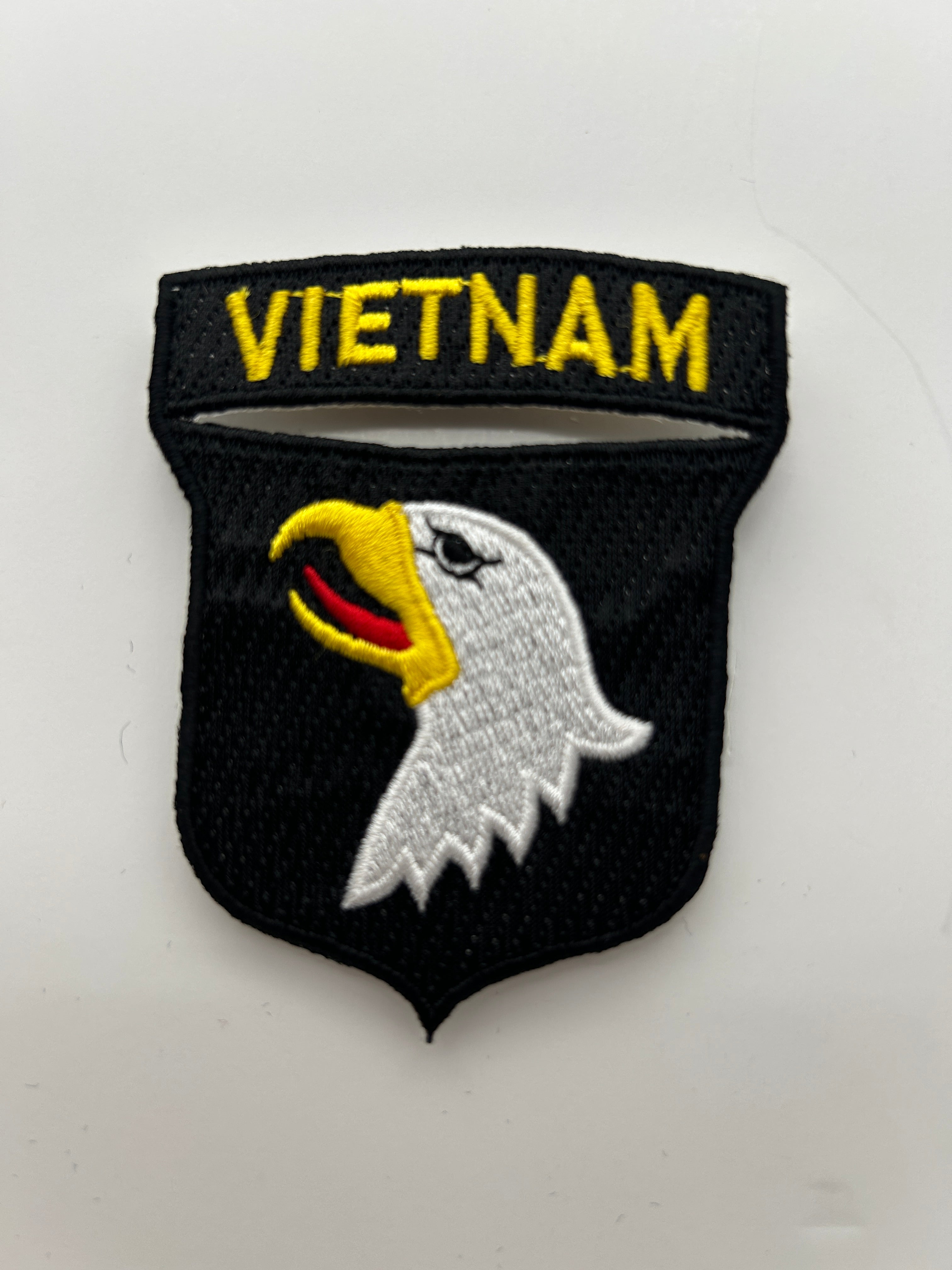 US Army Patch: 101st Airborne Division Vietnam Military Patch | Military Hats & Pins