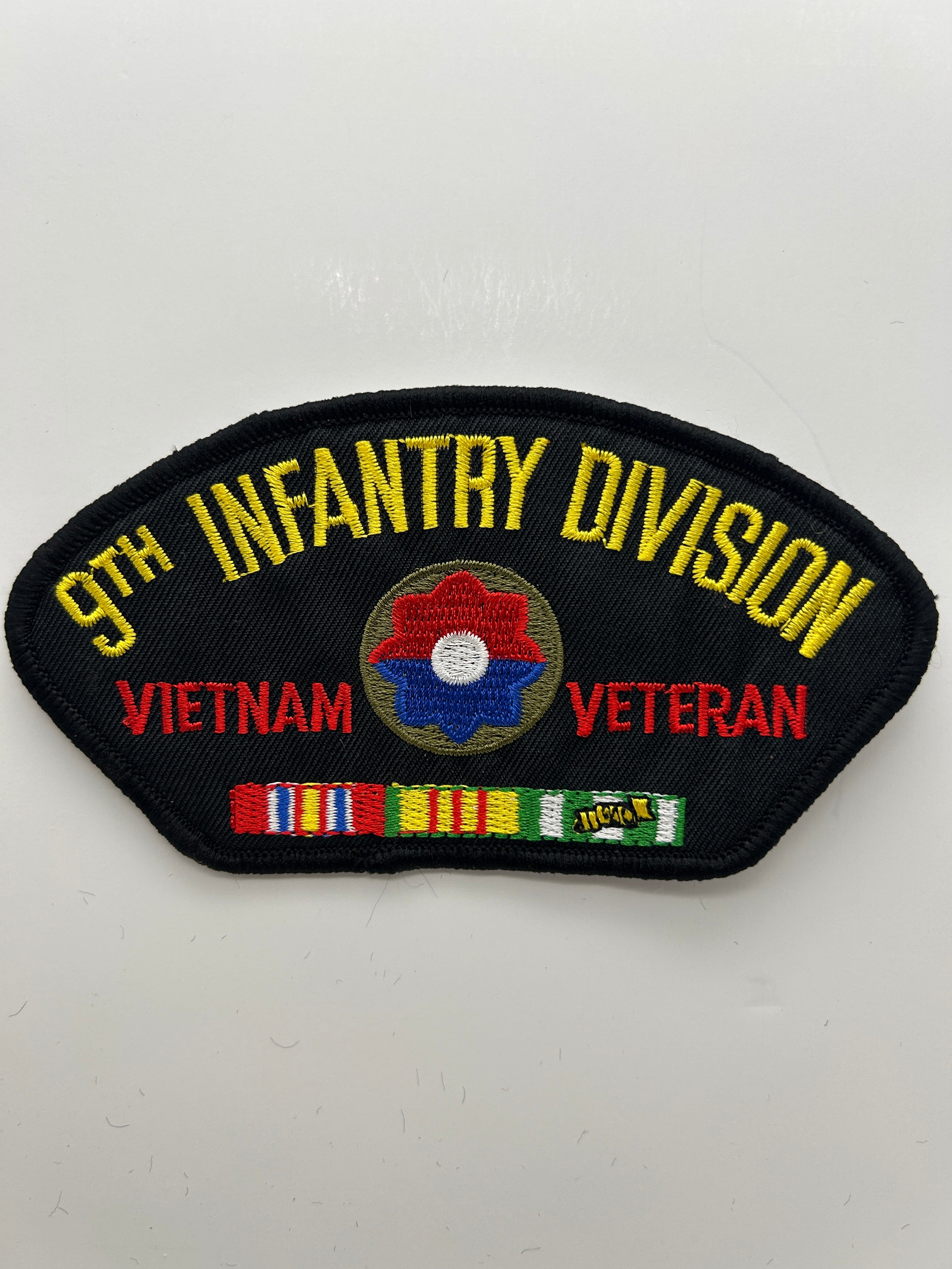 US Army Patch: 9th Infantry Division Vietnam Veteran Service Ribbon Black Military Patch | Military Hats & Pins