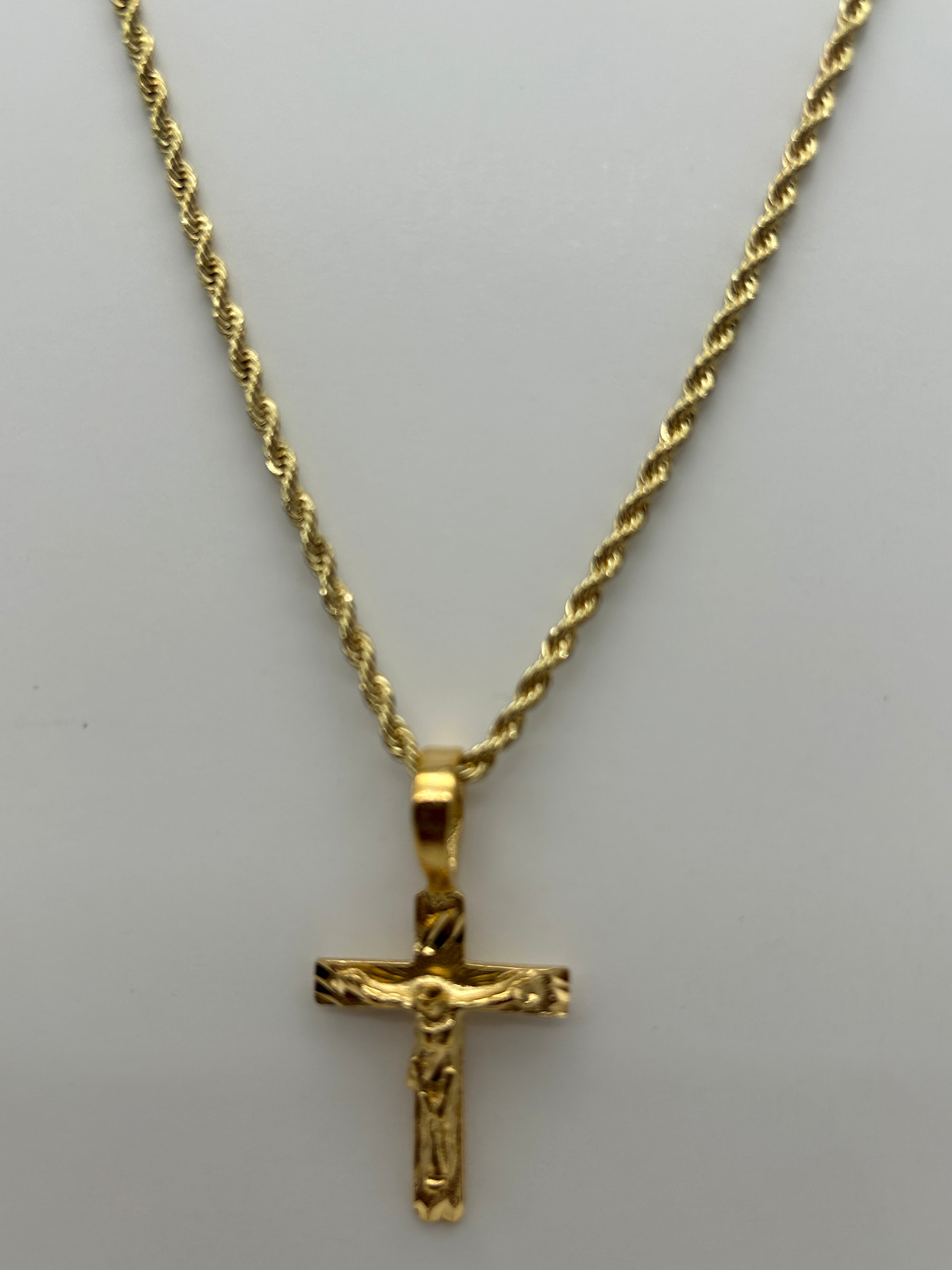 Jewelry: Gold Tone Electroplated, Crucifix Soldier's Protection Cross Pendant, 24" Necklace | Military Hats & Pins