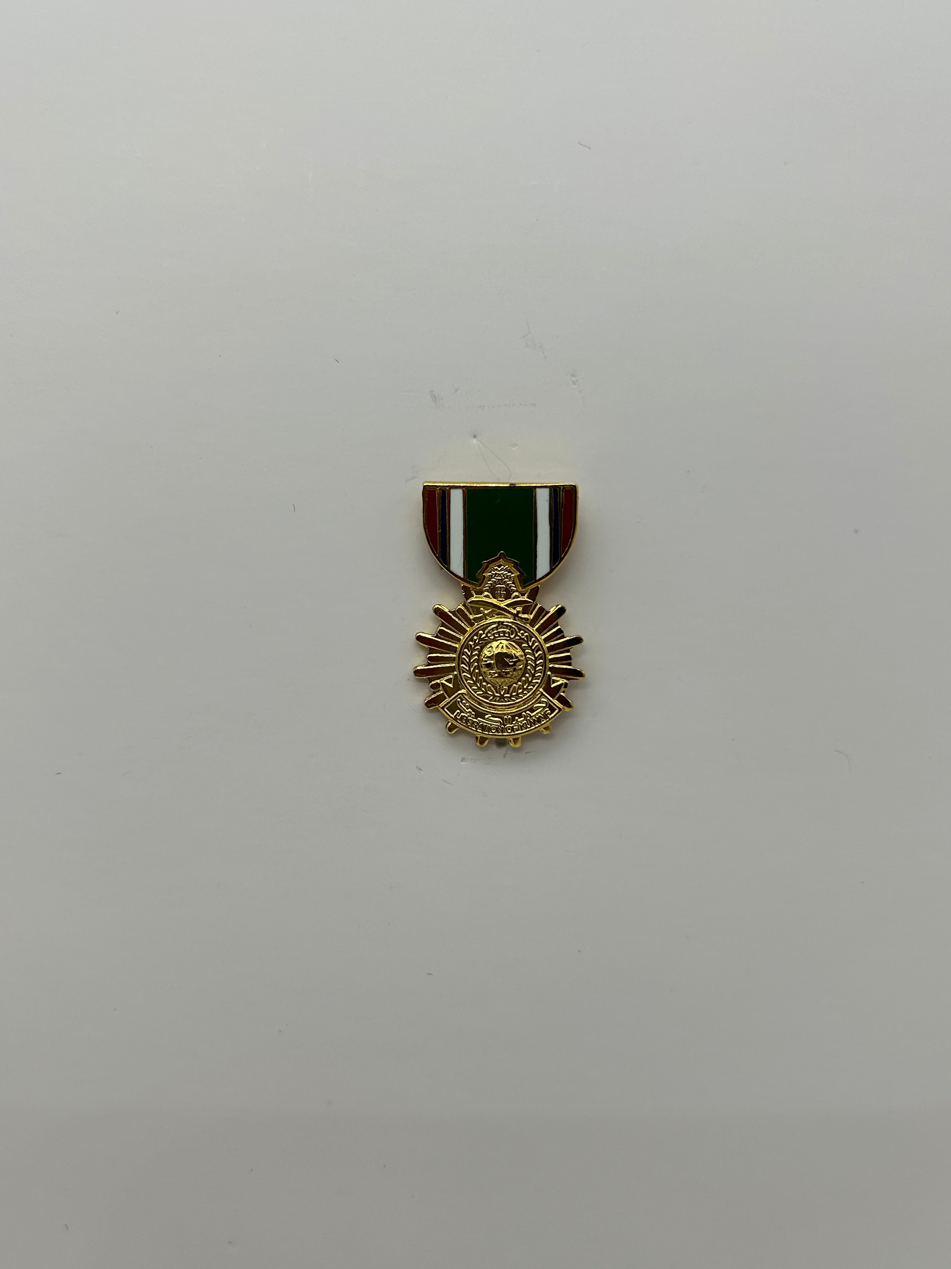 Saudi Kuwait Liberation Lapel-Hat Pin| Military Hats & Pins