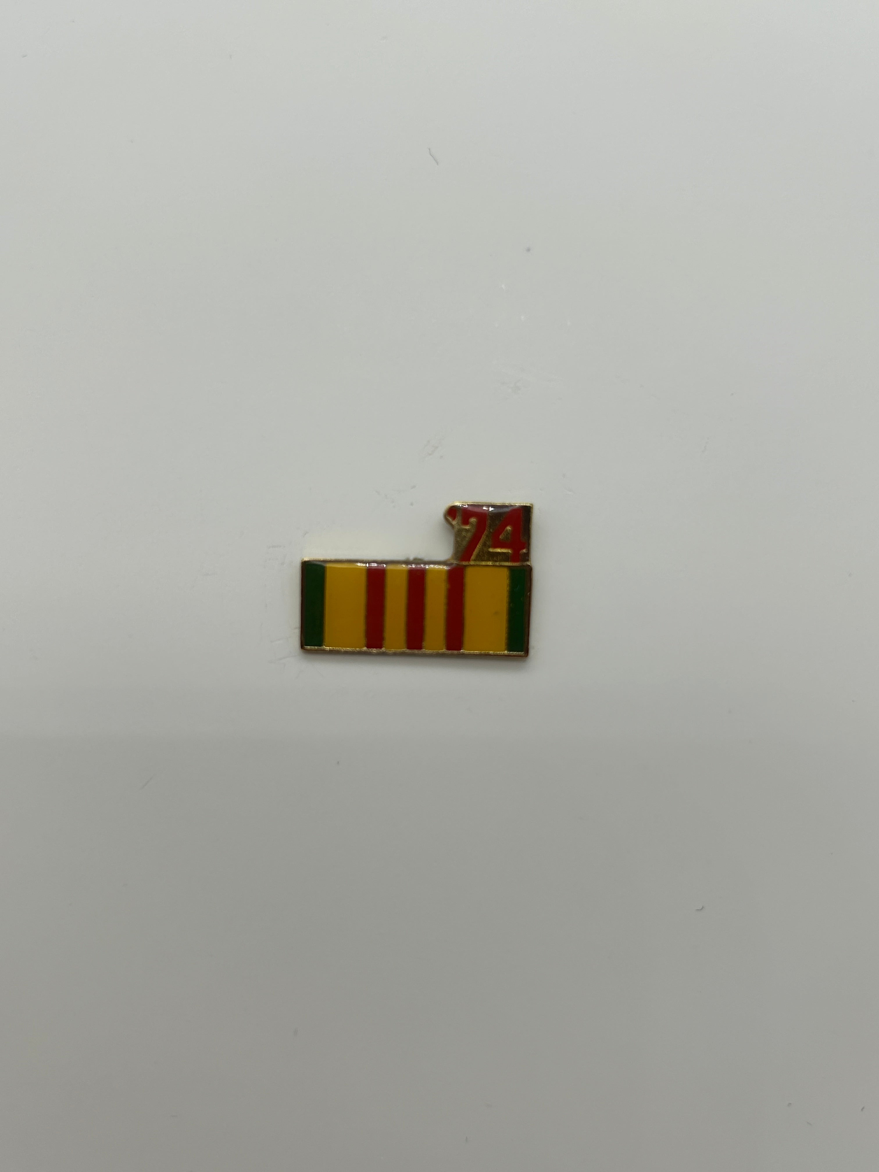 Vietnam Service Medal Ribbon Pin with '74 | Military Hats & Pins