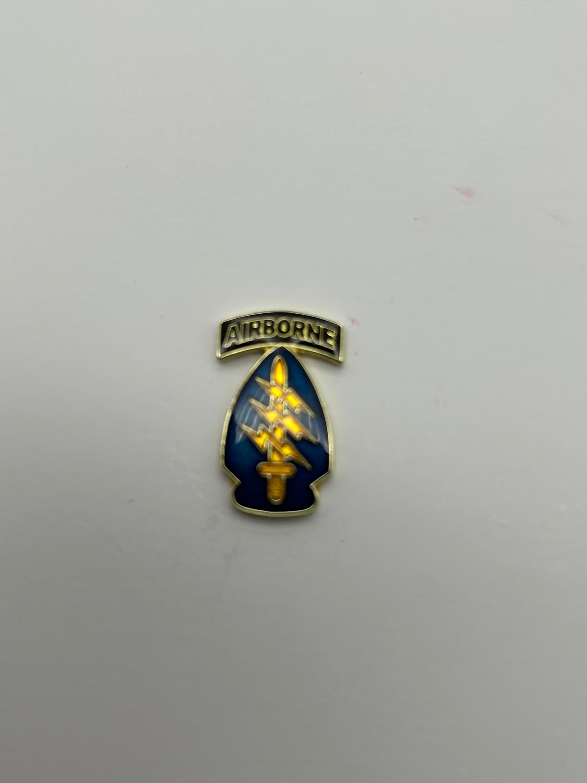US Army: Airborne Lapel Hat Pin | Military Hats & Pins