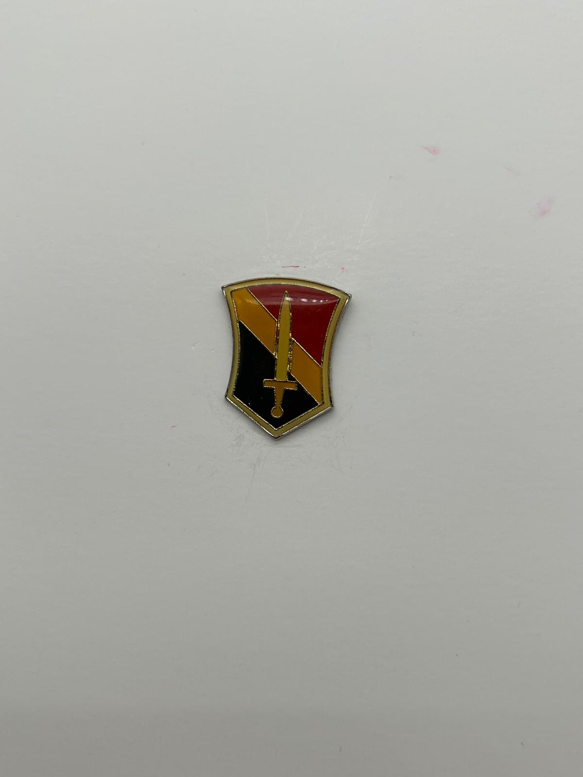 US Army: 1st Field Forces Hat Pin | Military Hats & Pins