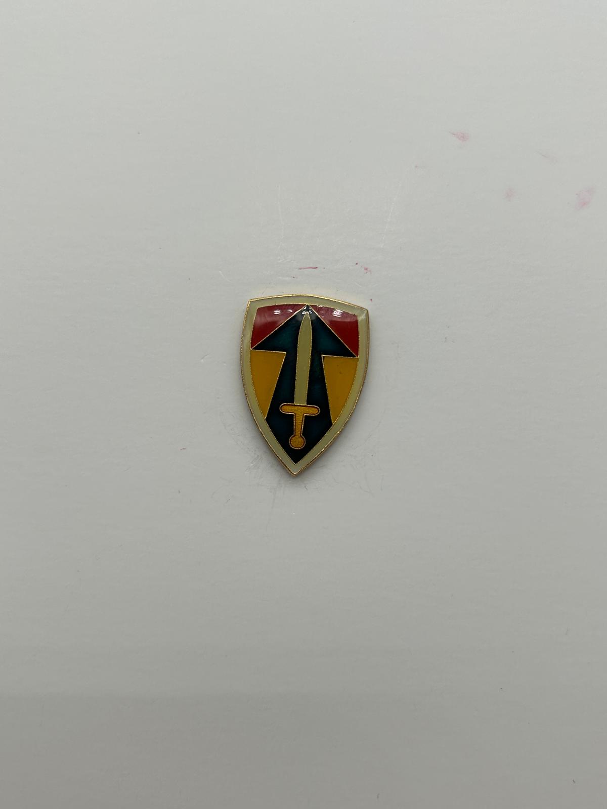 US Army: 2nd Field Forces Hat Pin | Military Hats & Pins